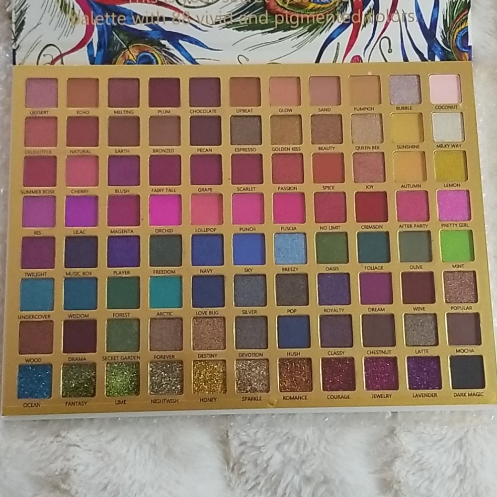 Qing Beauty 88 shadow palette